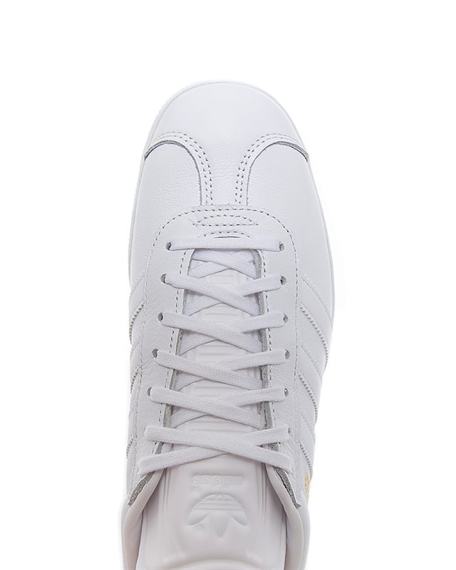 Adidas originals gazelle ftwr white best sale