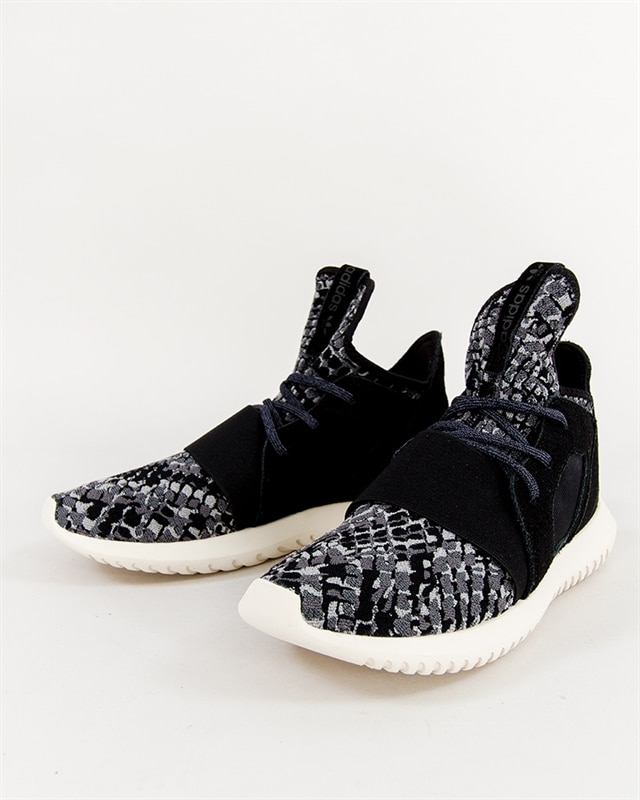 adidas Originals Tubular Defiant W BB5122 Footish If you re into sneakers