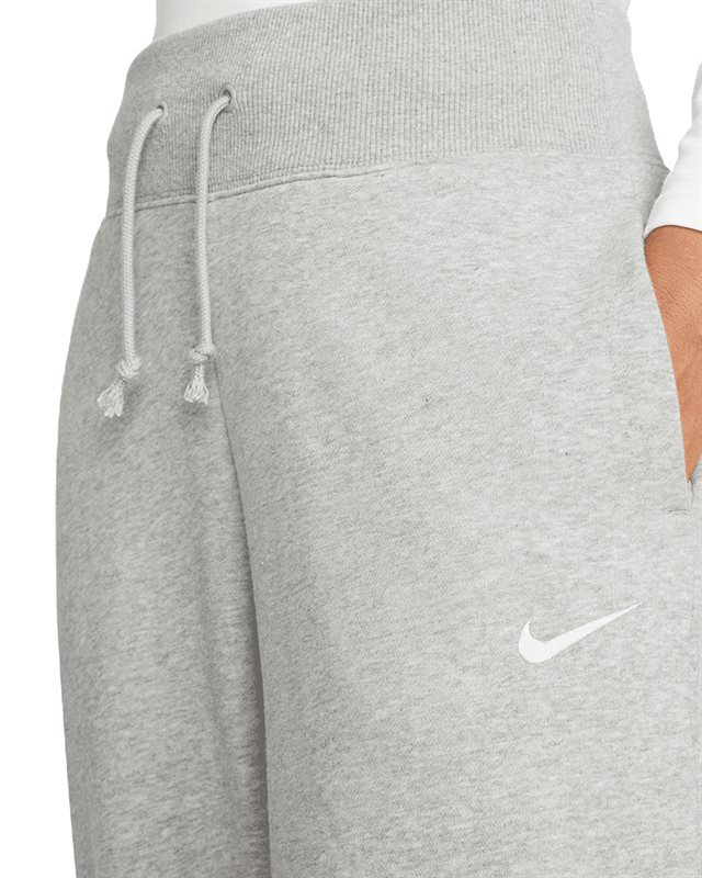 Large clearance nike sweatpants